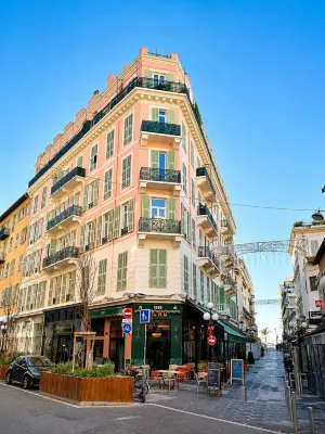Stunning Apartment in the Gold Square of Nice! - 民宿