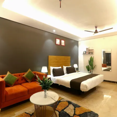 Hotel Golden Tulip'z Hotels in Gorakhpur