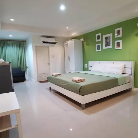 UJ apartment