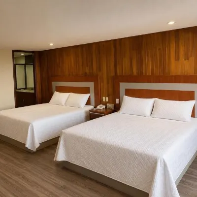 Hotel Finisterre Hotels near تاكسكوينا