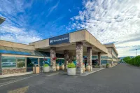 Sandman Hotel Penticton - 3-Star