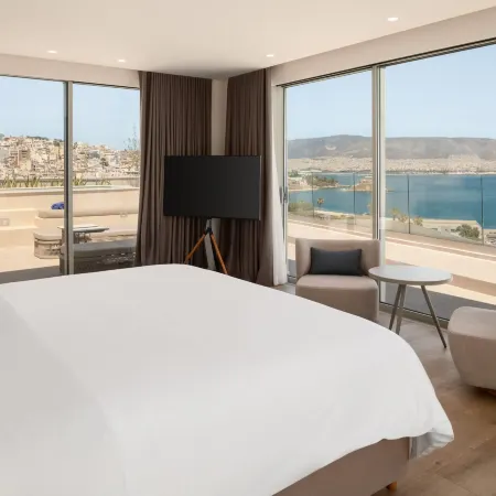 Wyndham Residences Piraeus Marina Zeas