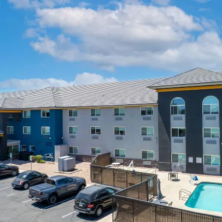 Country Inn & Suites by Radisson, Phoenix Airport, AZ