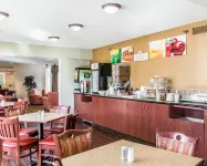 Quality Inn - breakfast