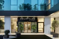 Courtyard Milano Linate - رومانسي
