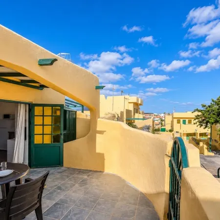 GuestReady - Cosy Bungalow with Pool and Terrace