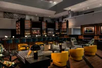 Renaissance Denver Hotel & Conference Center - bar