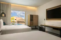 Courtyard Curacao - parking