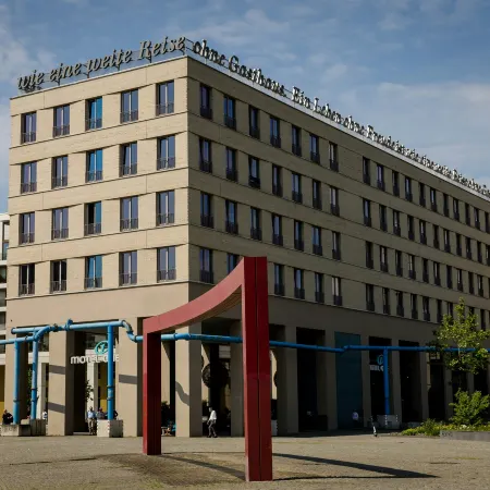 Motel One Dresden am Zwinger