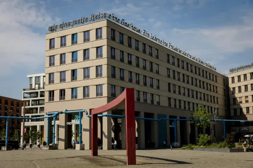 Motel One Dresden am Zwinger - 3-Star