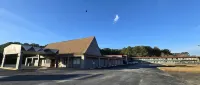 HomeTowne Studios LaGrange - 2-Star