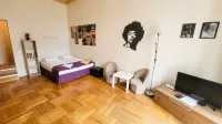 Mosaic Center Apartments - Balkoner