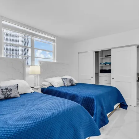 Modern 1-bedroom apartment in enjoyable Hollywood with fitness room, WiFi