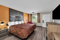 Super 8 by Wyndham Siloam Springs - motel