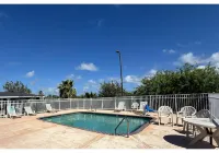 Super 8 by Wyndham Aransas Pass - 2-Sterne