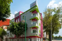 Hotel Estancias VIVE MX Cuauhtemoc, Trademark by Wyndham - 2-Star