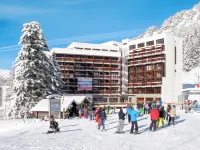 Le Panoramic Hotels in Flaine