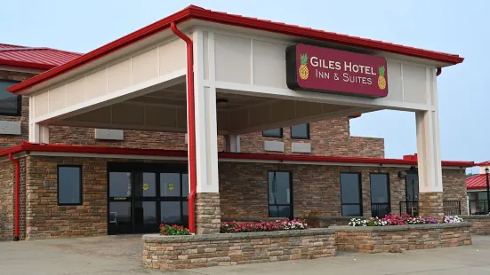 Giles Hotel Inn & Suites