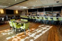 Holiday Inn & Suites des Moines-Northwest Hotels in Urbandale