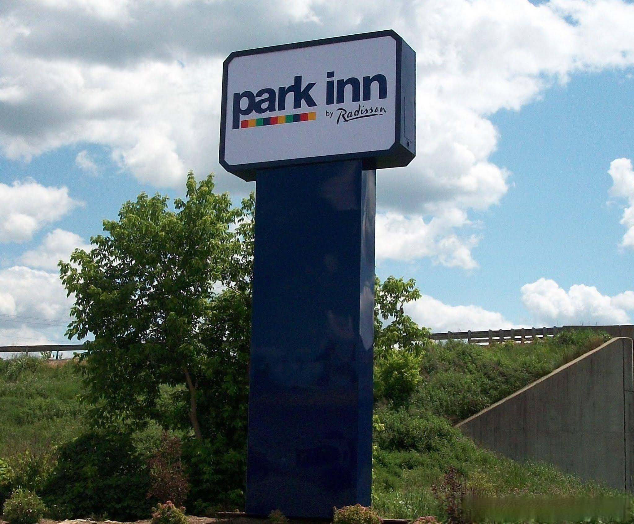 Park Inn by Radisson Sharon