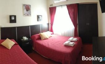 Gran Hotel Monaco - Housity