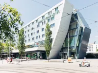 harry’s home Munich-Moosach Hotels near Untermenzing