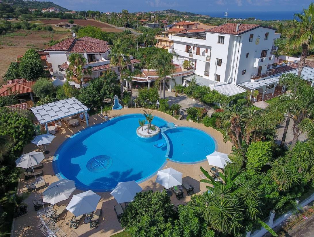 La Bussola Hotel Calabria-San Nicolo Updated 2022 Room Price-Reviews &  Deals | Trip.com