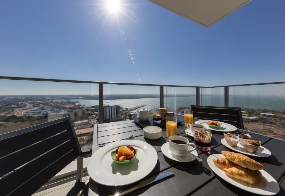 1. 오크스 다윈 엘..