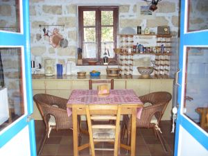 Secluded Restored Farmhouse with Private Pool, 2 Bedrooms and Free Car