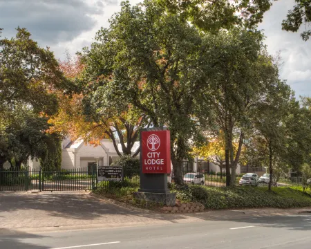 City Lodge Hotel Sandton, Katherine Street