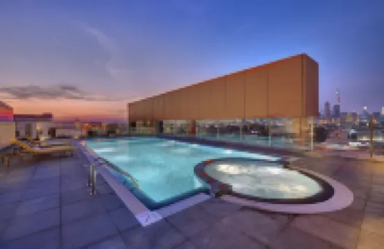 アーバン アル クーリー ホテル