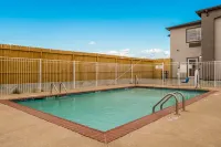 Red Roof Inn & Suites Lake Charles Hotels in Iowa