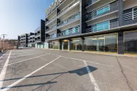 Ritz Castle Resort - Motels