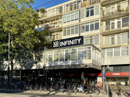 XO Hotels Infinity Отели в г. Zwanenburg
