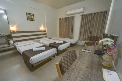 Hotel Orient Crown, Kolhapur Các khách sạn ở Vikaswadi