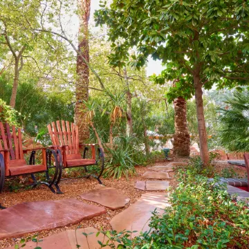 Hilton Grand Vacations Club Flamingo Las Vegas Отели рядом с достопримечательностью «Лас Вегас Стрип»