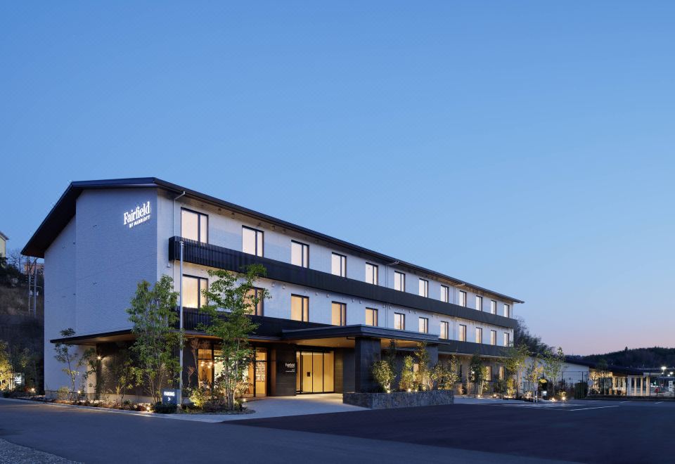 4. 메리어트 페어필..