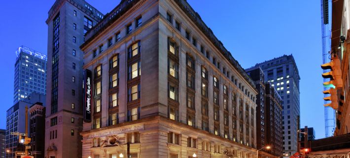 Hampton Inn & Suites Baltimore-Inner Harbor Hotele w: Baltimore