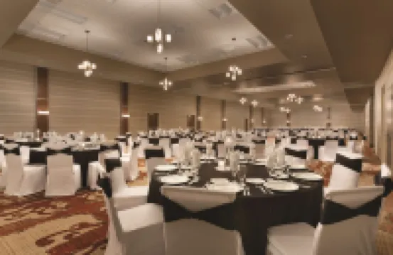 Embassy Suites by Hilton Akron Canton Airport