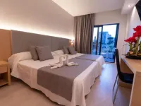 Hotel Golden Hoteles cerca de Sunset Waves