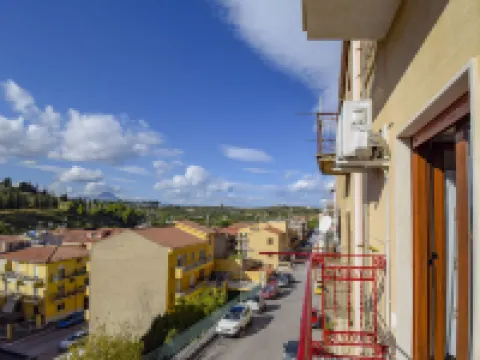 SinAgo Hotels in Lascari