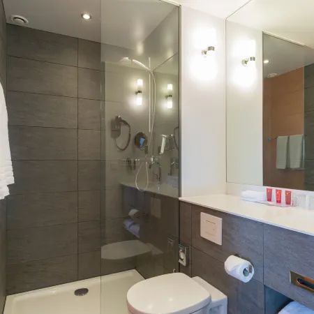 Leonardo Hotel Amsterdam Rembrandtpark Отели рядом с достопримечательностью «Слотерварт»
