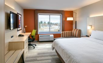 Holiday Inn Express & Suites Bend South