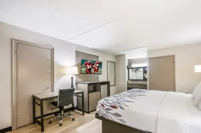 Red Roof Inn Savannah - Richmond Hill/ I-95 Отели в г. Ричмонд Хилл