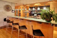 Holiday Inn Express BIRMINGHAM - REDDITCH by IHG - bar