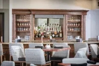DoubleTree by Hilton Boston - Rockland - bar