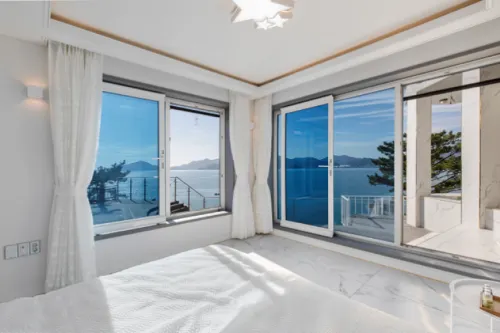 Namhae Laestreya Pool Villa