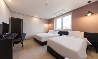 5. 군산 라온 펜션..