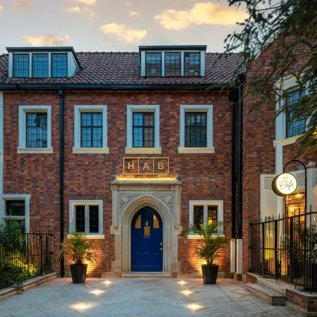 Hab Hotel Bogotá Отели рядом с достопримечательностью «Театр «Роял Сентер»»
