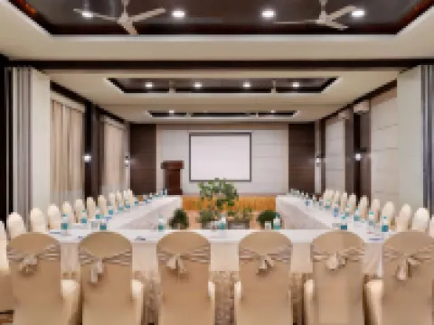 Ramada by Wyndham Mussoorie Mall Road Hotels in Mussoorie